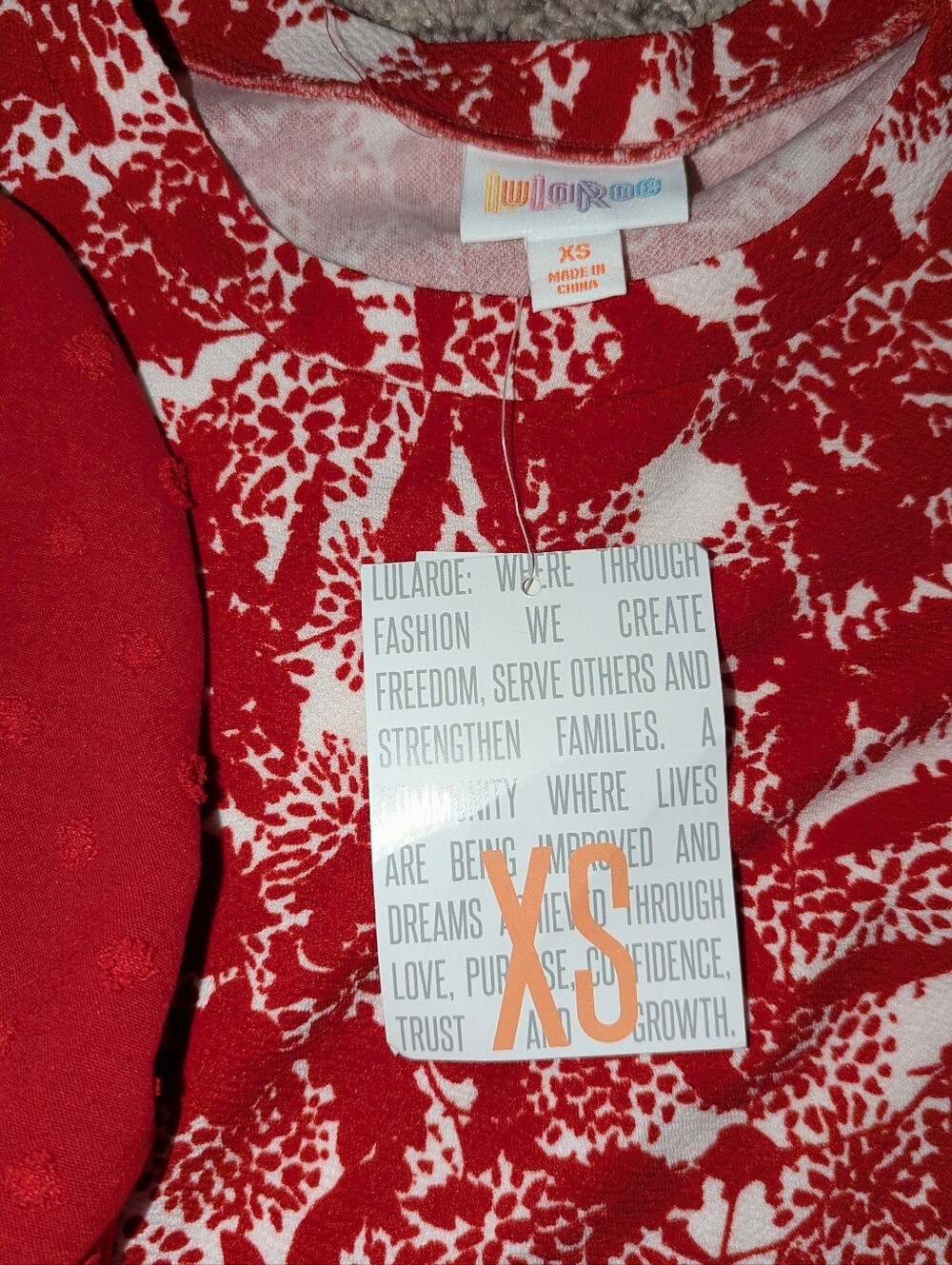 3 Lularoe Tops Bundle - Picture 5 of 6